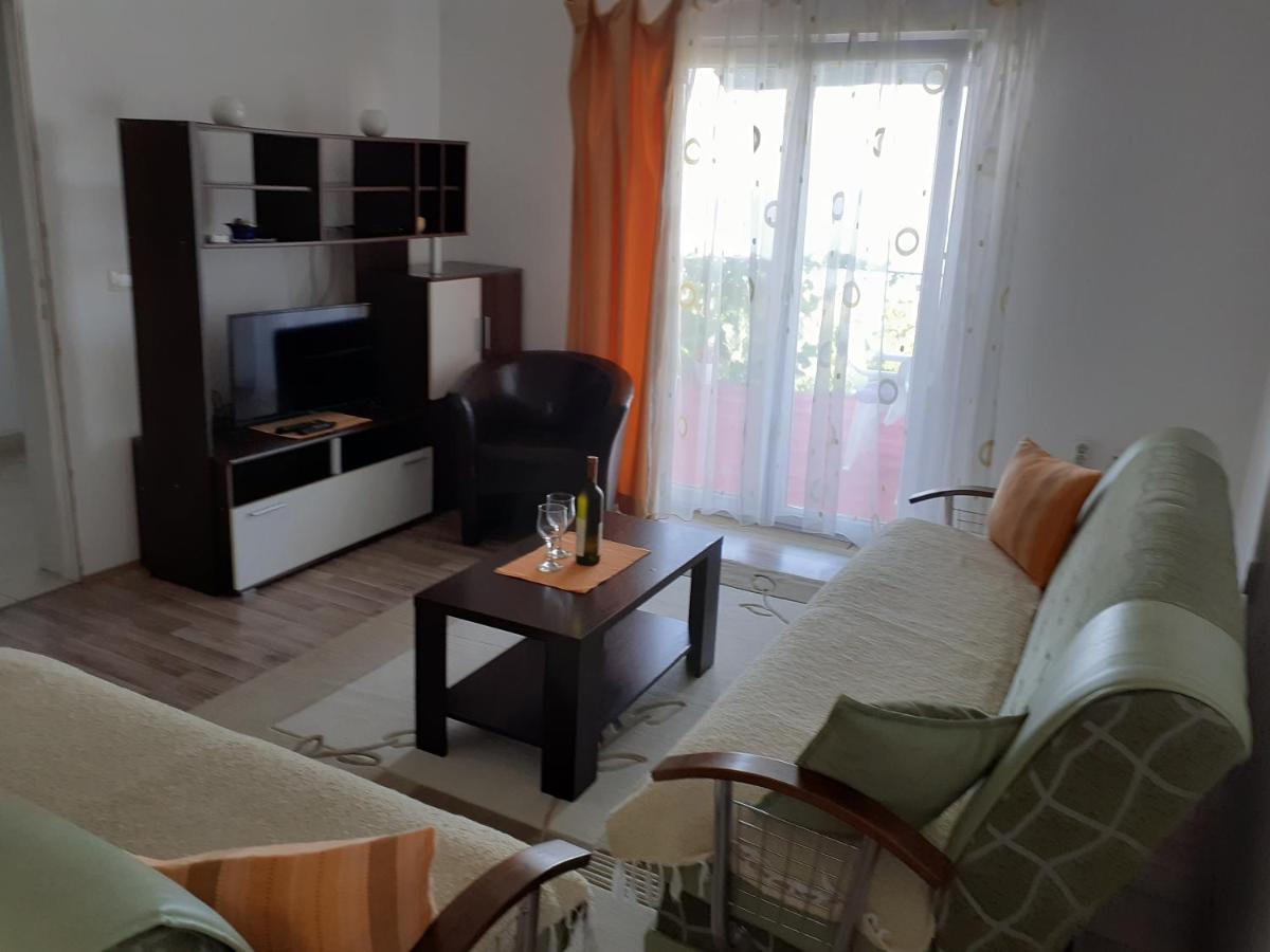 Apartment Vuk I Novak Улцин Екстериор снимка